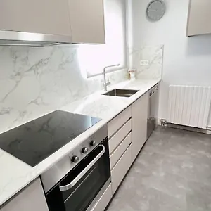 https://consuegra-confort-plus.andorra-la-vella-hotels.net